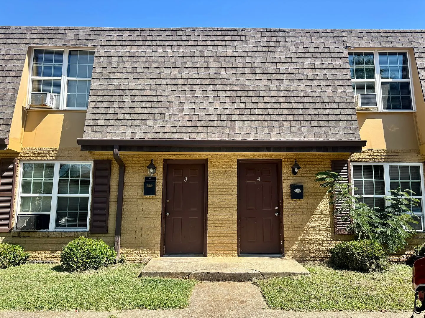 3198 Washington Rd — Photo 1