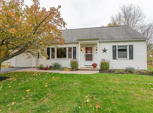 192 Mystic Ln, Rochester, NY 14623