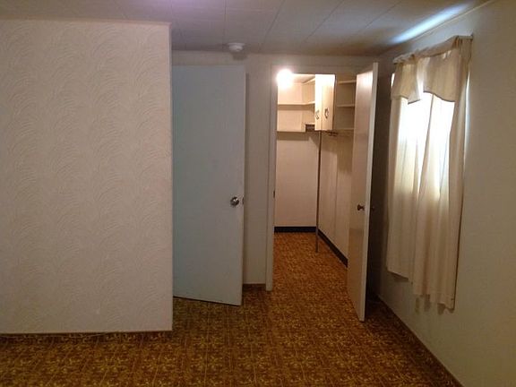 5th image of 434 Alderson Ave