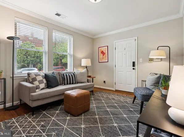 401 Douglas St NE APT B, Washington, DC 20017