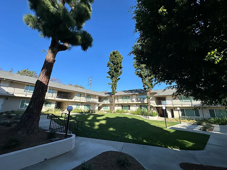 Above 7th Apartments — Photo 15
