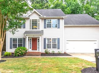 15 Summercrest Cir, Simpsonville, SC 29681