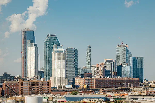 Rented by Nooklyn NYC LLC | media 39