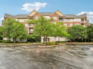640 Robert York Ave APT 308, Deerfield, IL 60015