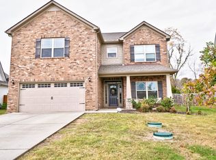 1282 Cotillion Dr, Murfreesboro, TN 37128