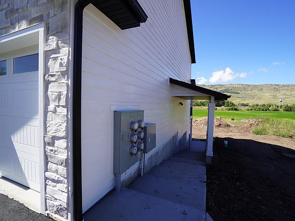 2nd image of 330 S Main St #5