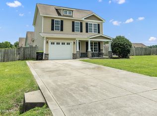 203 McCain St, Beulaville, NC 28518