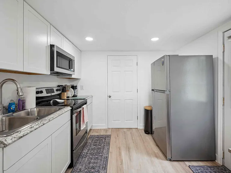 2131 1/2 King Ave #B — Photo 15