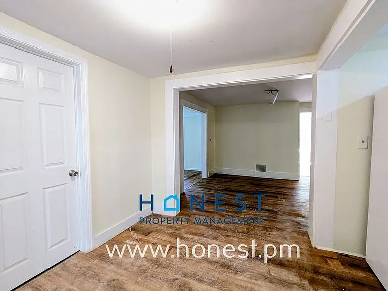 36 Prospect St #3 — Photo 10