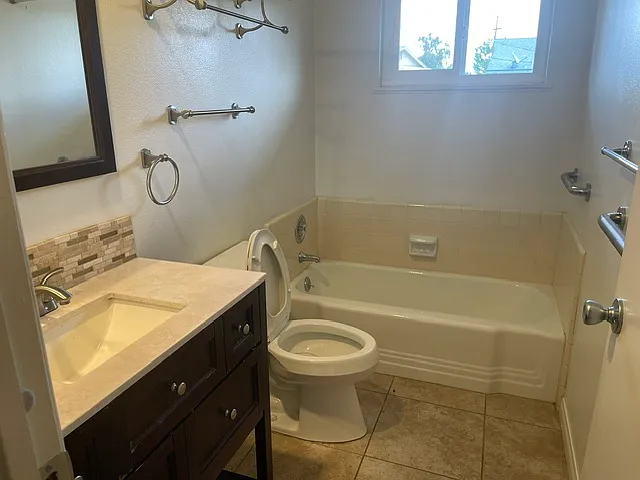 312 Pebble Beach Dr — Photo 12