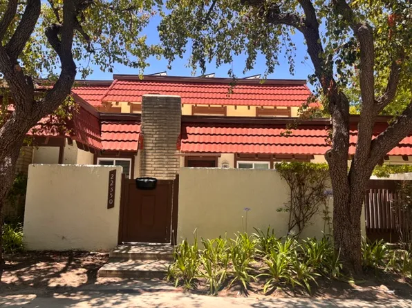 22350 James Alan Cir, Chatsworth, CA 91311