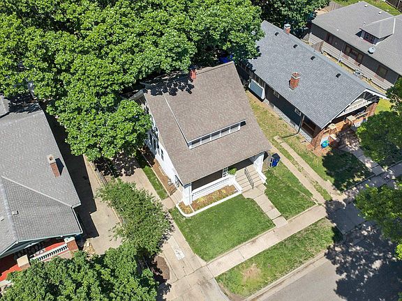 3rd image of 241 S Lorraine Ave
