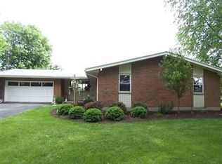 9274 Wengerlawn Rd, Brookville, OH 45309