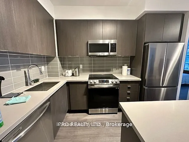 Building Photo - 4655 Metcalfe Ave #1105