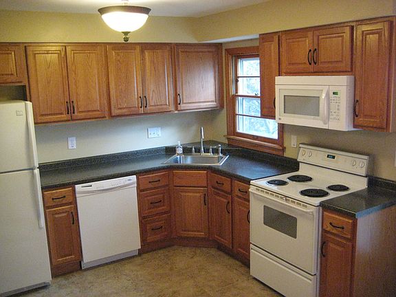 2nd image of 11037 Saint Francis Ln