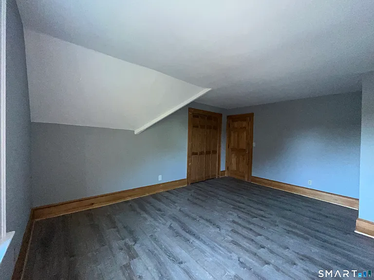 553 Townsend Ave #3 — Photo 11