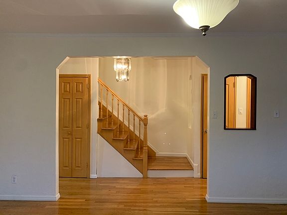 3rd image of 2601 Harway Ave #2