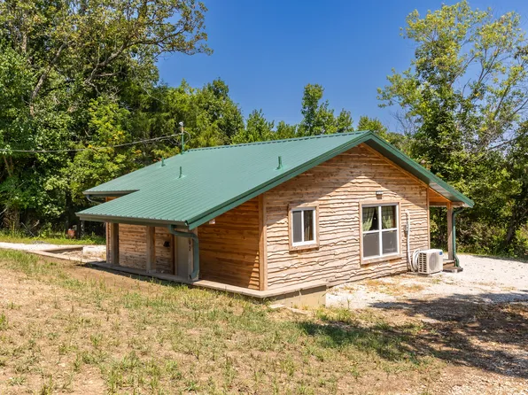 402 Woodland Drive, Buffalo, MO 65622