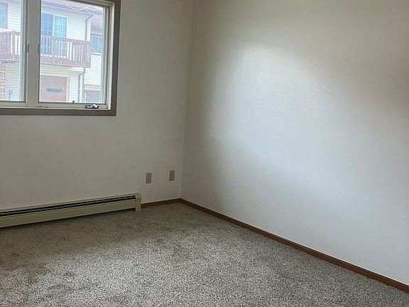 4th image of 1501 Shannons Dr NE APT 2