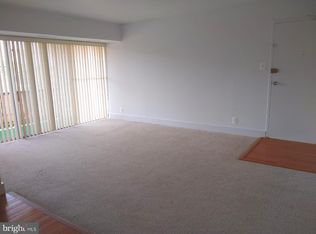 3710 N Rosser St APT 204, Alexandria, VA 22311