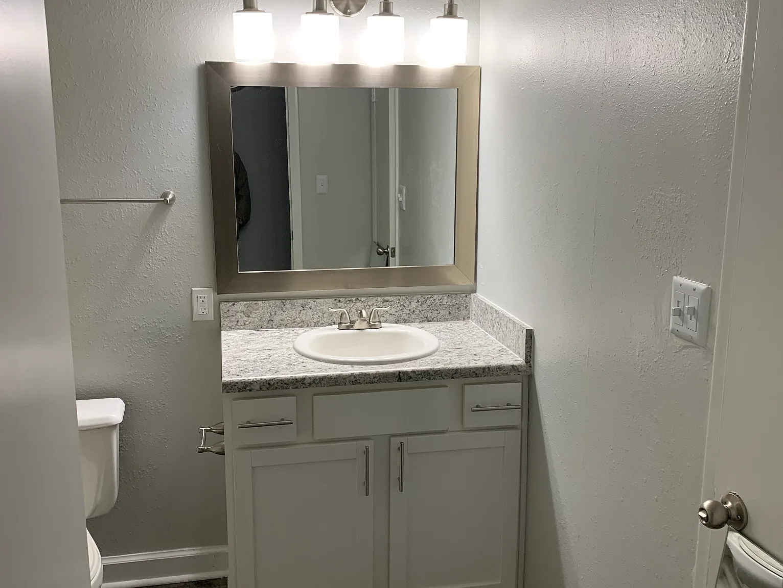 New Irving Heights — Photo 3