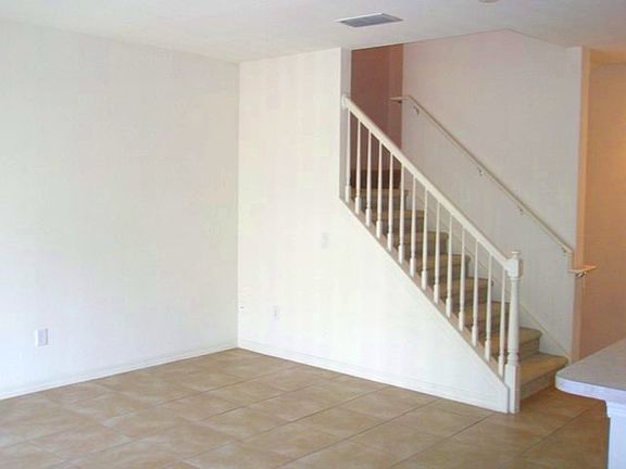 2nd image of 2532 Grand Central Pkwy APT 9