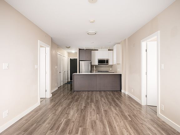 5th image of 6971 Elmbridge Way #1003