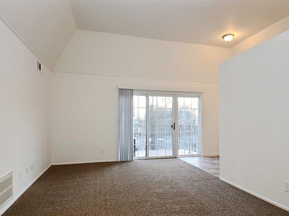 5th image of 5028 Lemans Dr APT J11