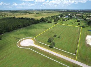 7320 6th St SW, Vero Beach, FL 32968