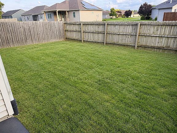 5th image of 506 Karen Rose Dr