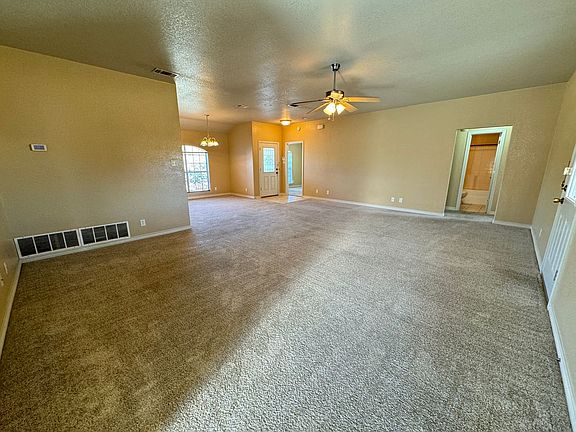 3rd image of 9502 Diana Dr
