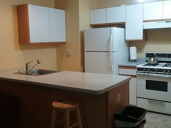 2nd image of 68 Dogwood Ln