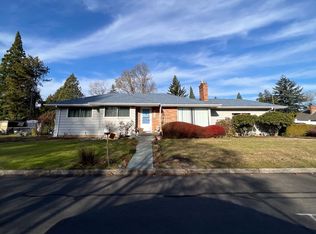 18609 SE Caruthers St, Portland, OR 97233
