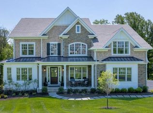 39 Old Covered Bridge Rd, Newtown Square, PA 19073