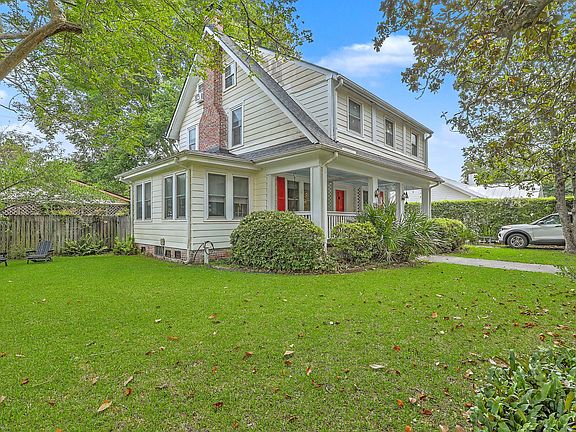5th image of 2154 Saint James Dr