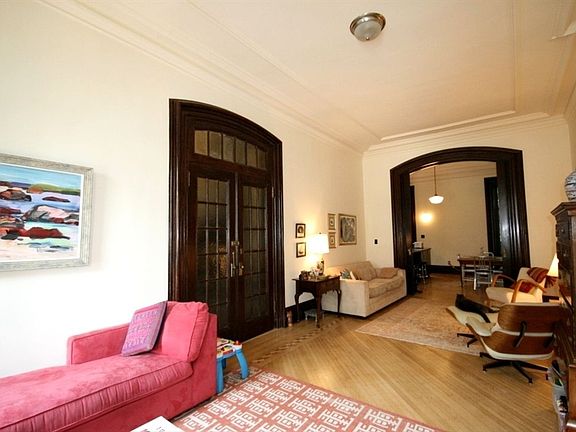 2nd image of 314 Washington Ave APT 1