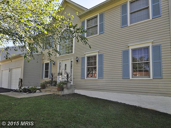 3rd image of 36 Summerwood Dr