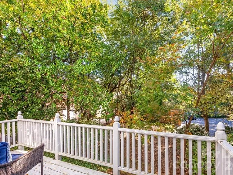 118 Altondale Ave #3 — Photo 9