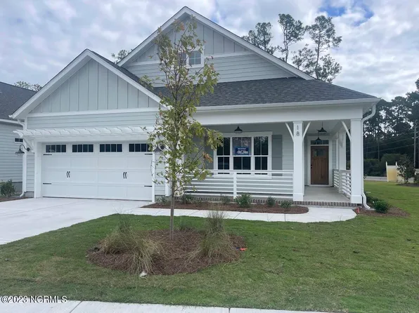 18 Streambed Way, Hampstead, NC 28443