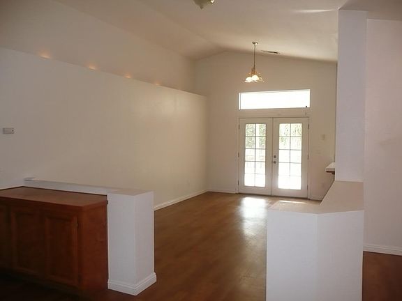 5th image of 763 E Sherwood Dr