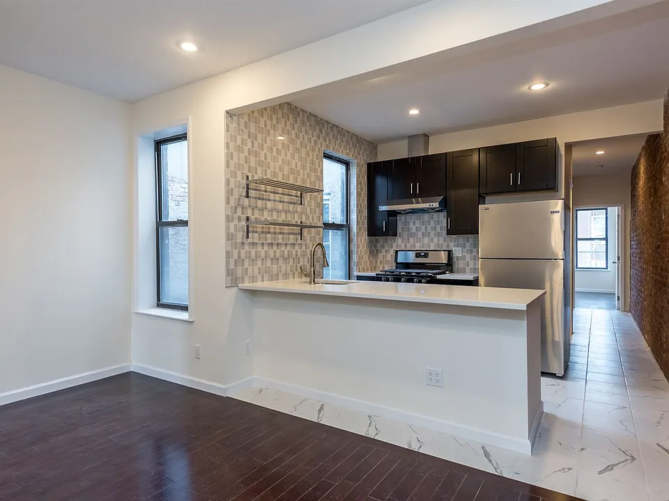 006_1723_madison_street_unit_3-10