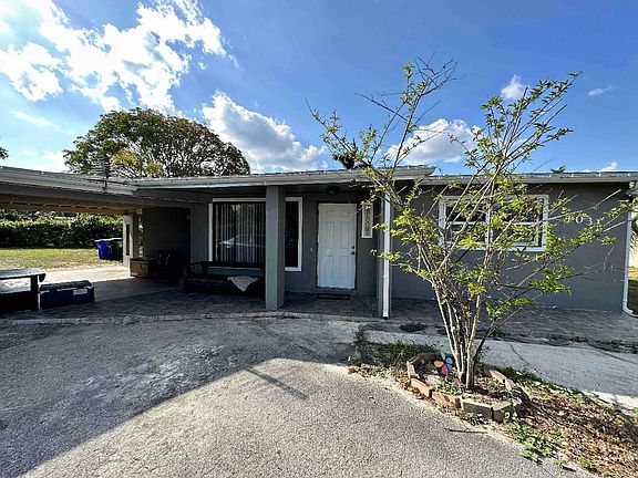 3rd image of 4031 Mandarin Ct
