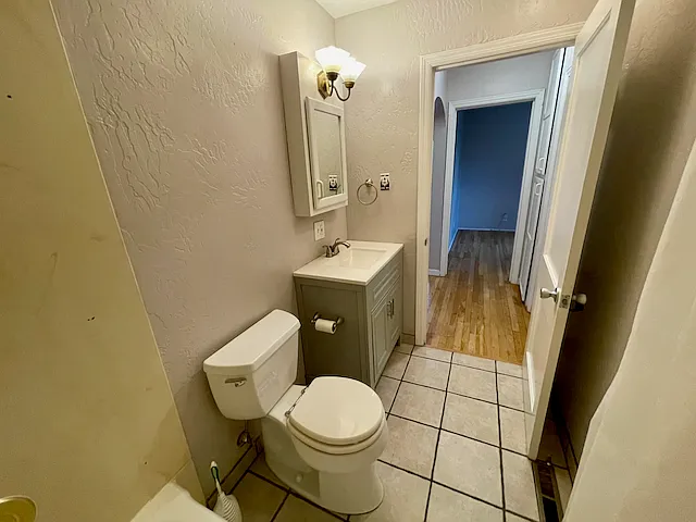 upstairs bathroom