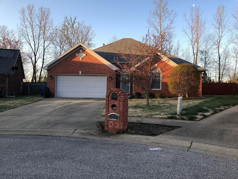 1st image of 4412 Fairbairn Ct
