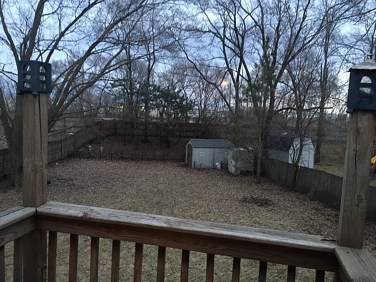 1542 Banbury Ave — Photo 13
