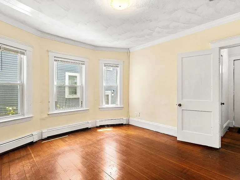 75 Orchard St — Photo 6