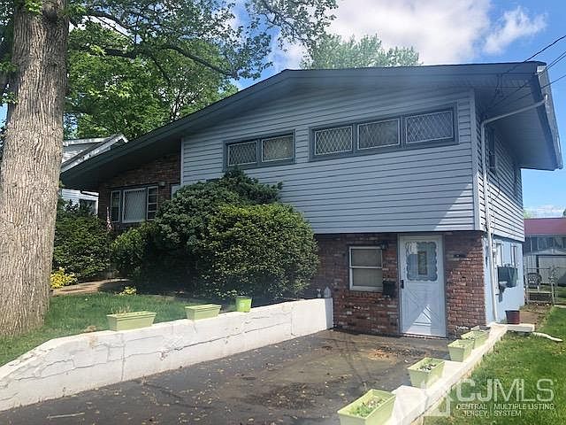 2nd image of 18 Warwick St