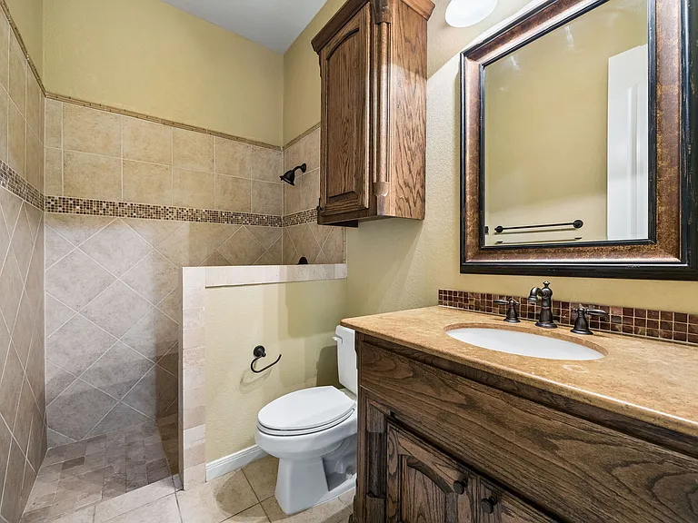 2101 Miracle Point Dr — Photo 27