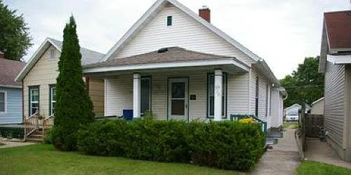 4 bed, 1600 sqft, $415 — Photo 1