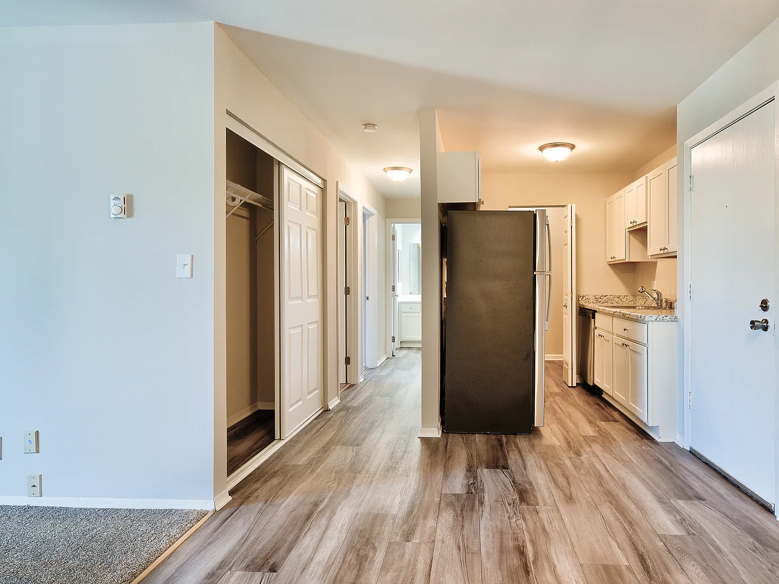 Glen Hills Apartments — Photo 4